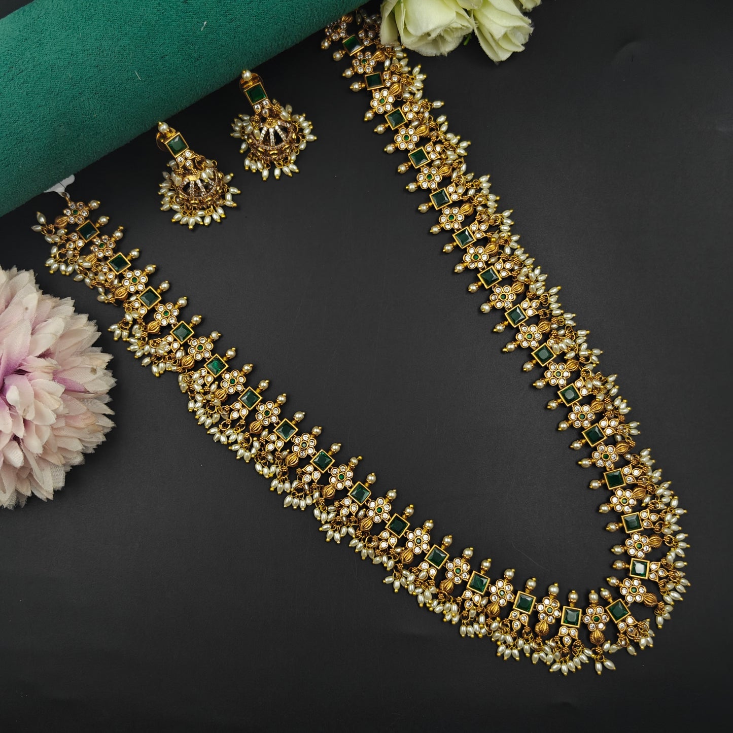 39005 Matte Guttapusalu Square Stone Long Green