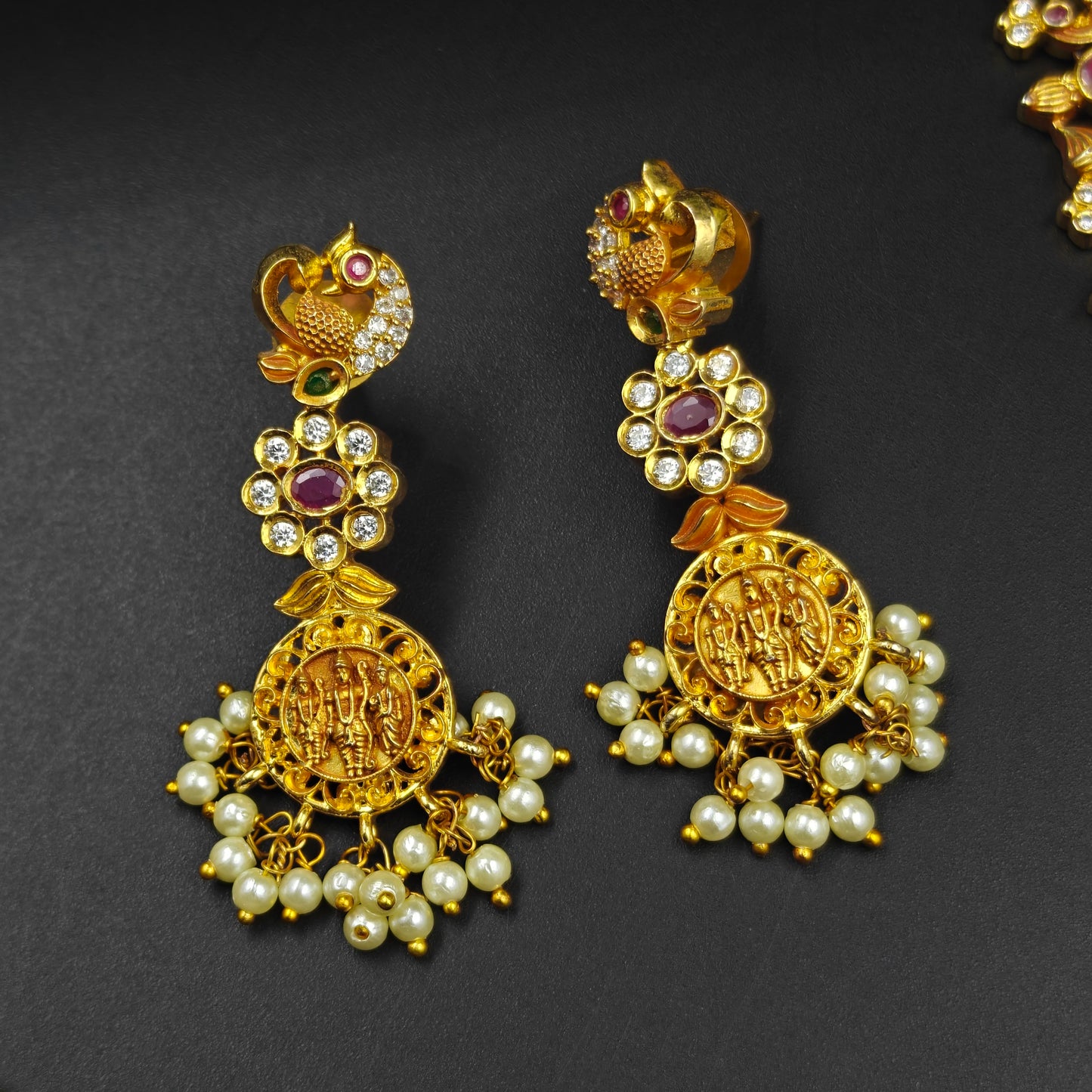 27575 Guttapusalu Long Necklace Ramaparivar