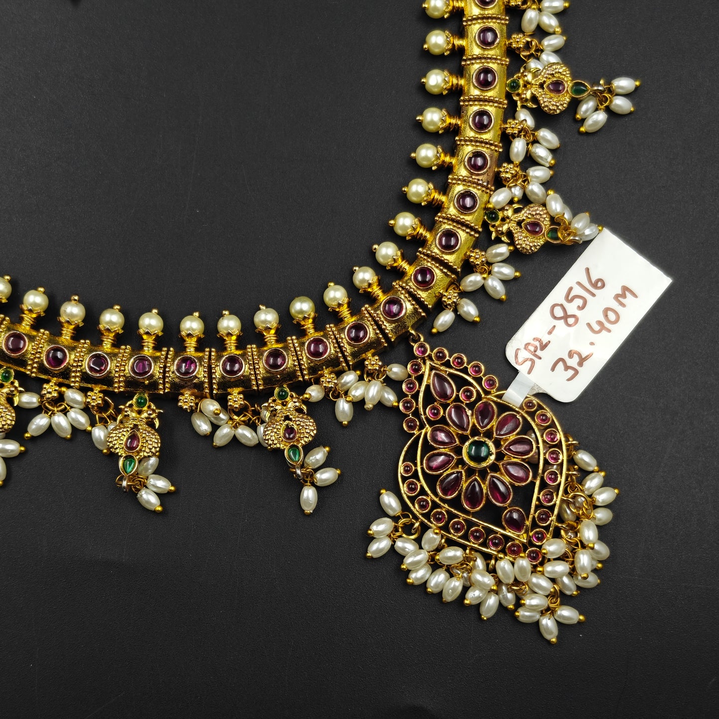 8516 Long Guttapusalu Set