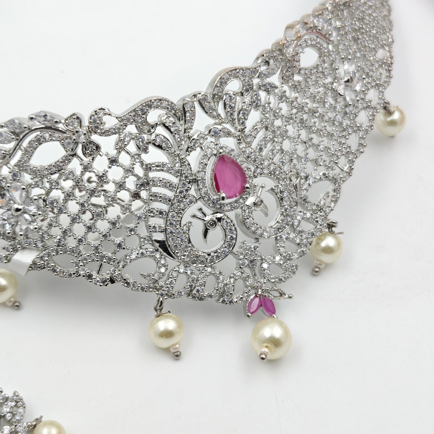 3450 Platinum Choker Rani Pink