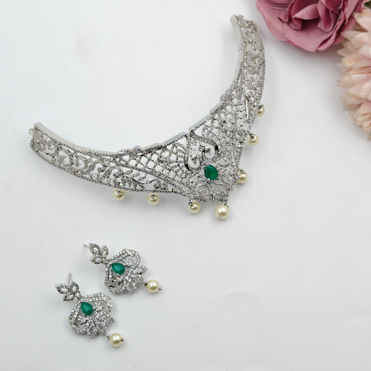 3448 Platinum Choker Green