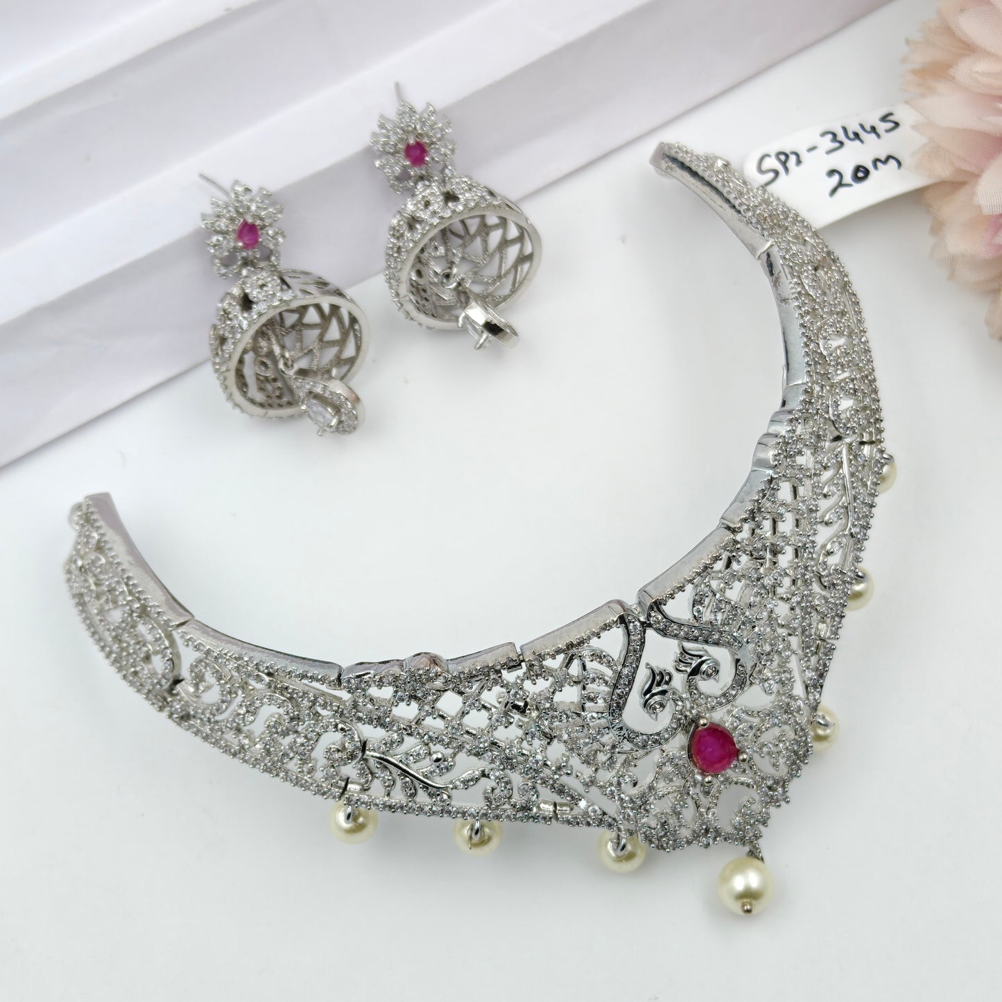 3445 Platinum Choker Pink