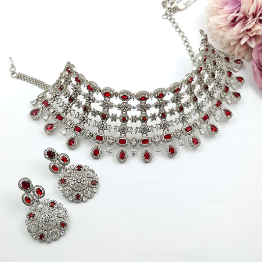695 White Polish Choker Red