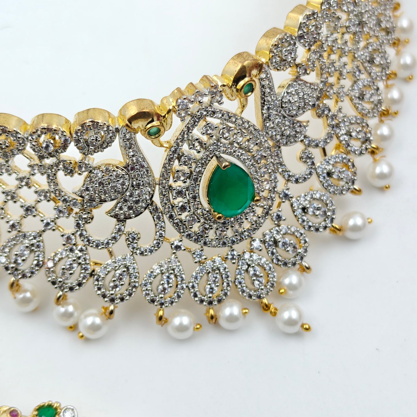 Victorian Black Polish peacock choker 16629