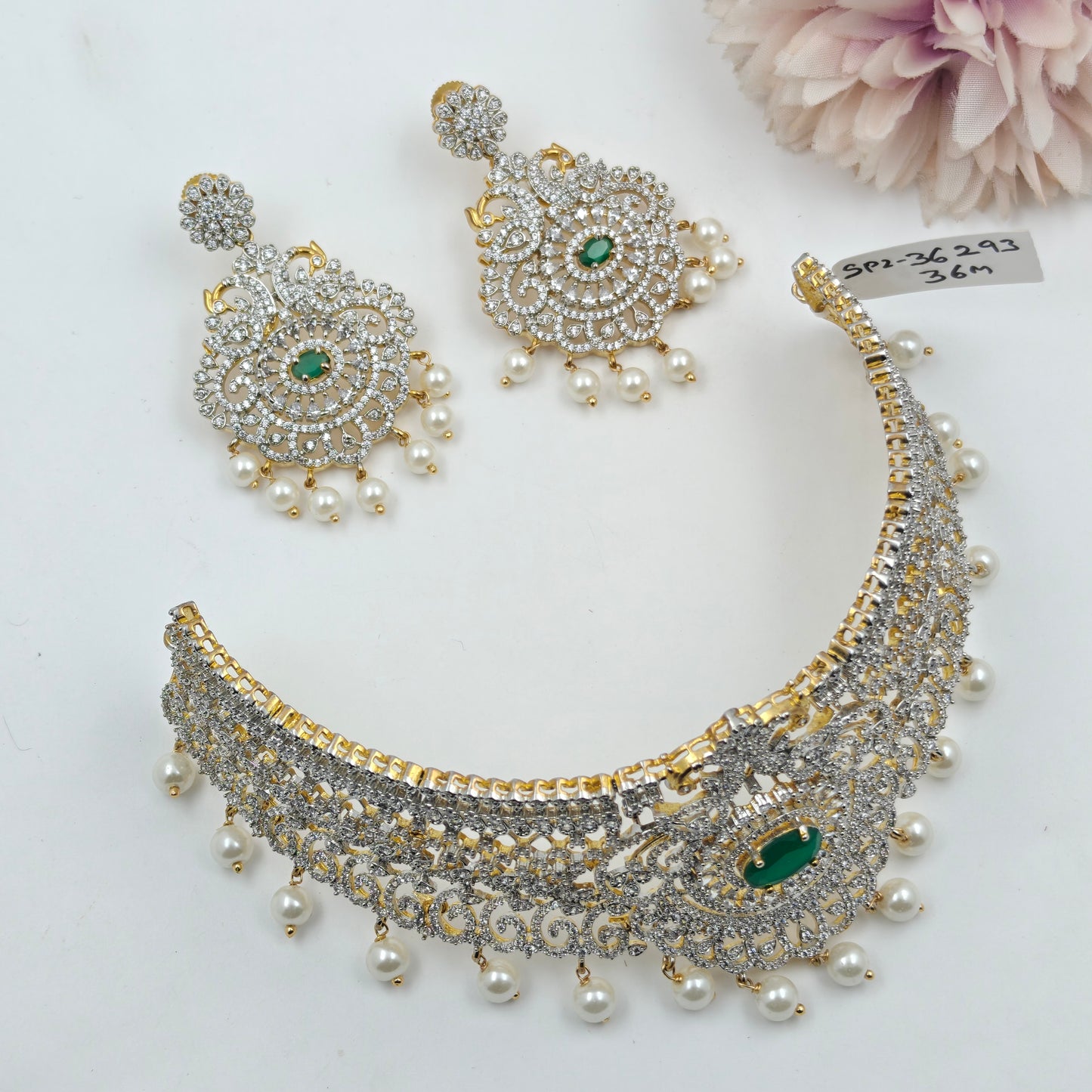 36293 GJ Choker Green