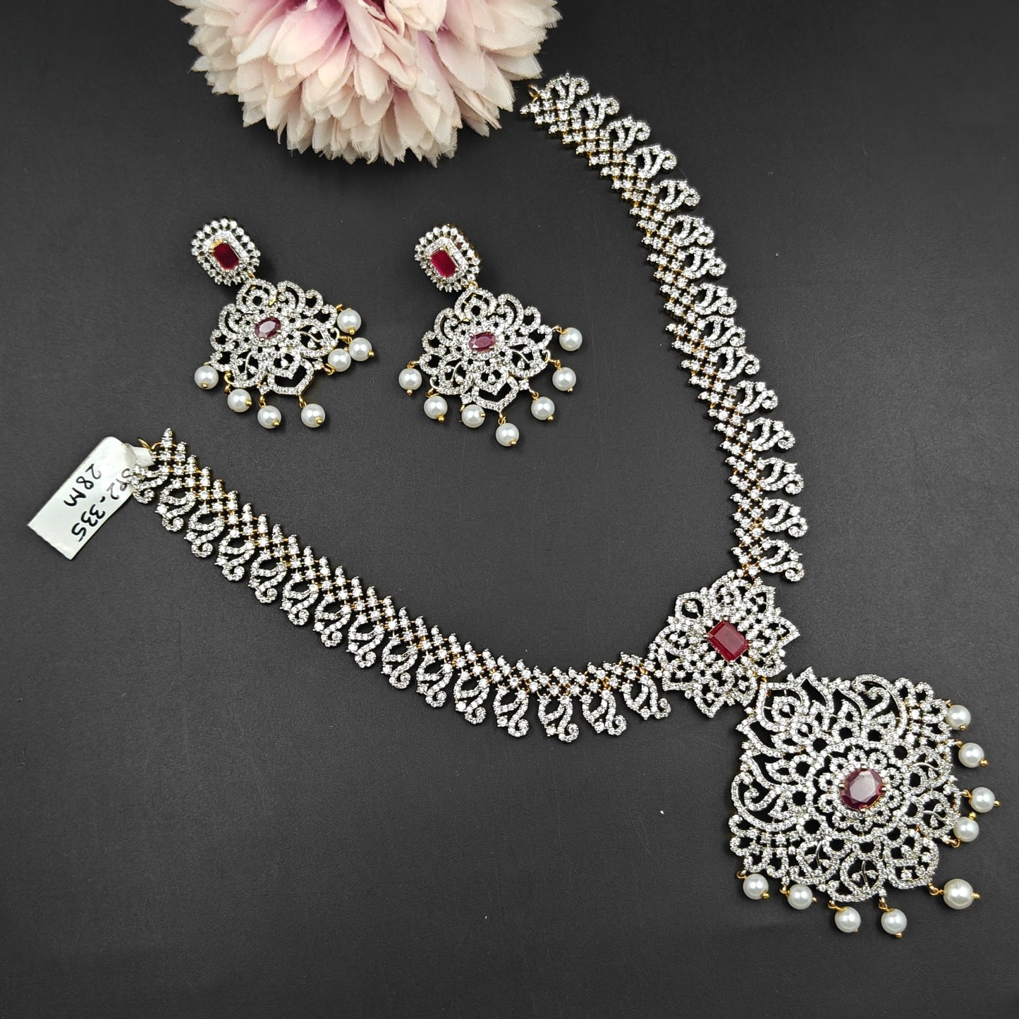 335 GJ Short Necklace Red