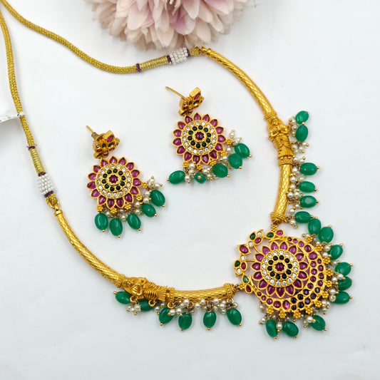5069 CZ Short Necklace Green Beads