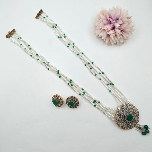 17691 4 Lines Pearls Mala With Victorian Pendent Set Green