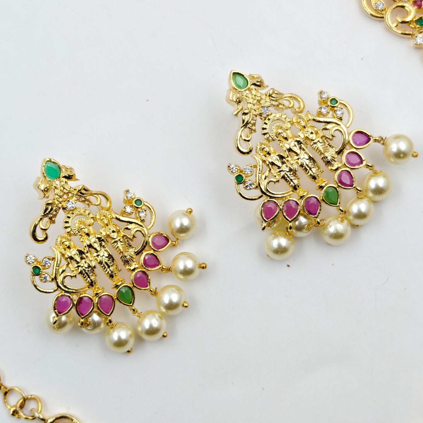 1109/1108/22124 Gold Short Necklace Set Ramaparivar Design