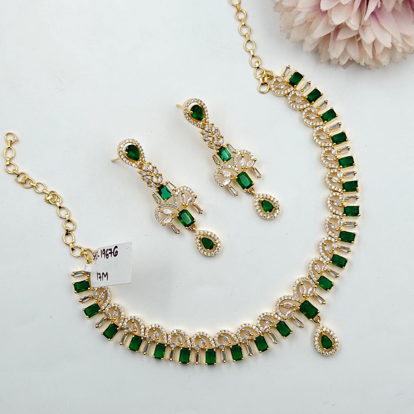 19676 GP Necklace Short Green