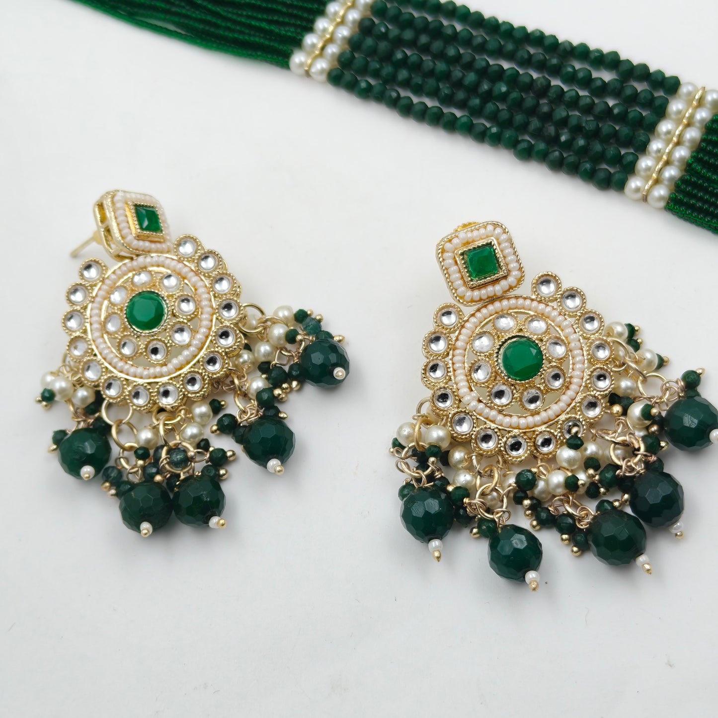 20666 Pota Heavy Necklace Green