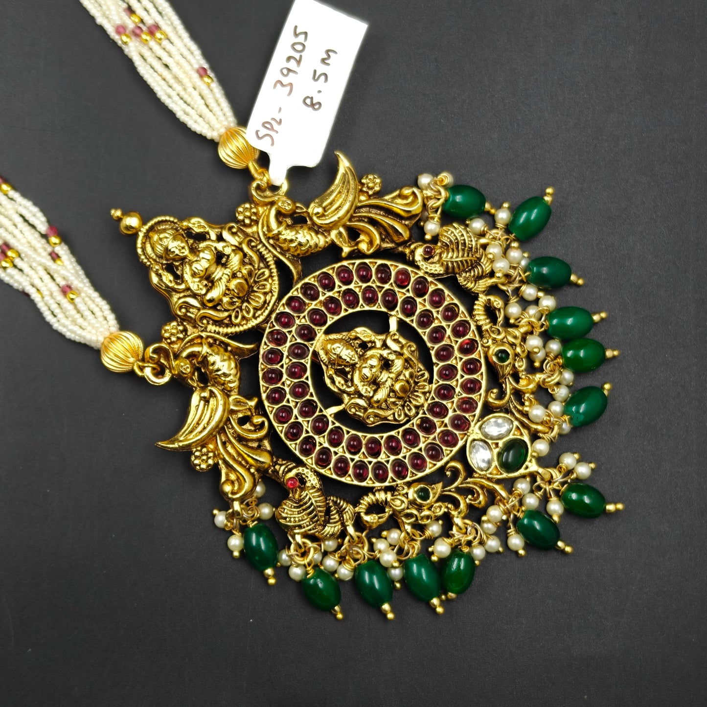 39205 Matte Laxmi Big Pendent Set Red