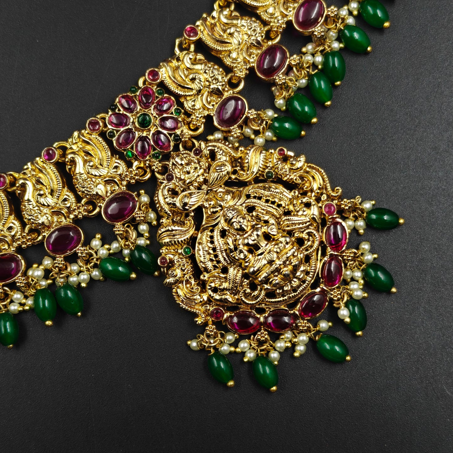 33200 Nakshi Laxmi Necklace Set