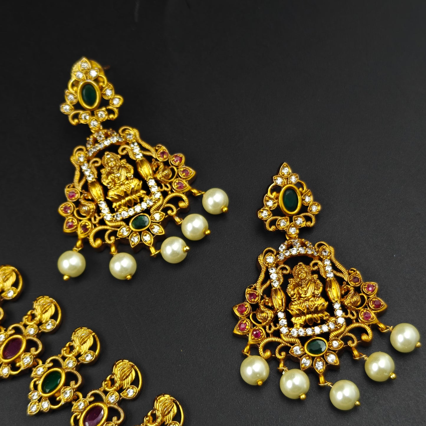 12320 Matte Long necklace