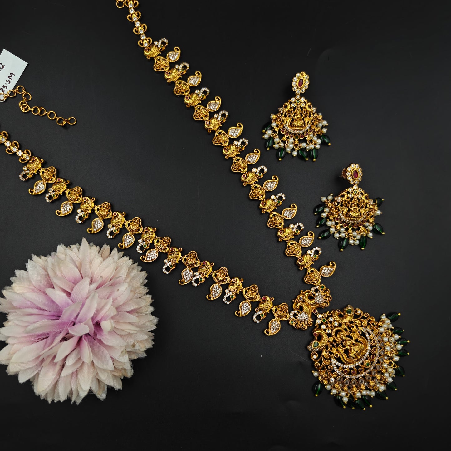 34912 Matte long laxmi necklace