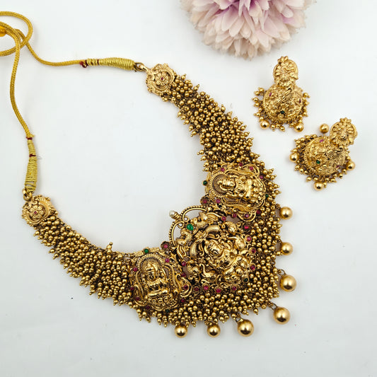 A36 Nakshi Broad Short Necklace