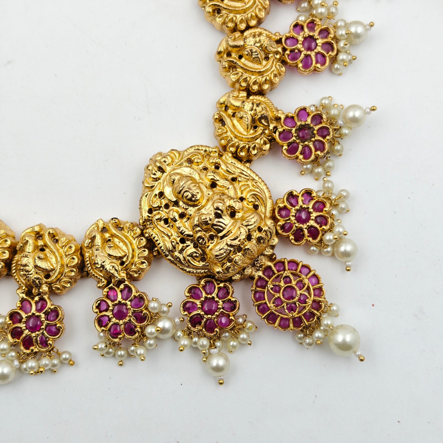 Nakshi Short Necklace