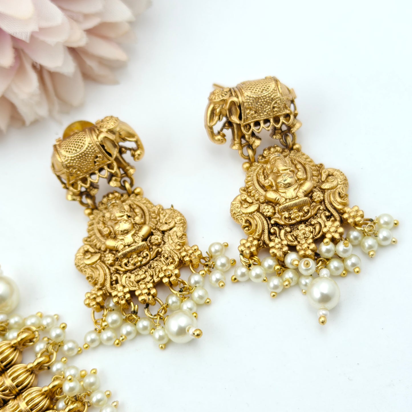 3247 Nakshi Ganesh Short Necklace