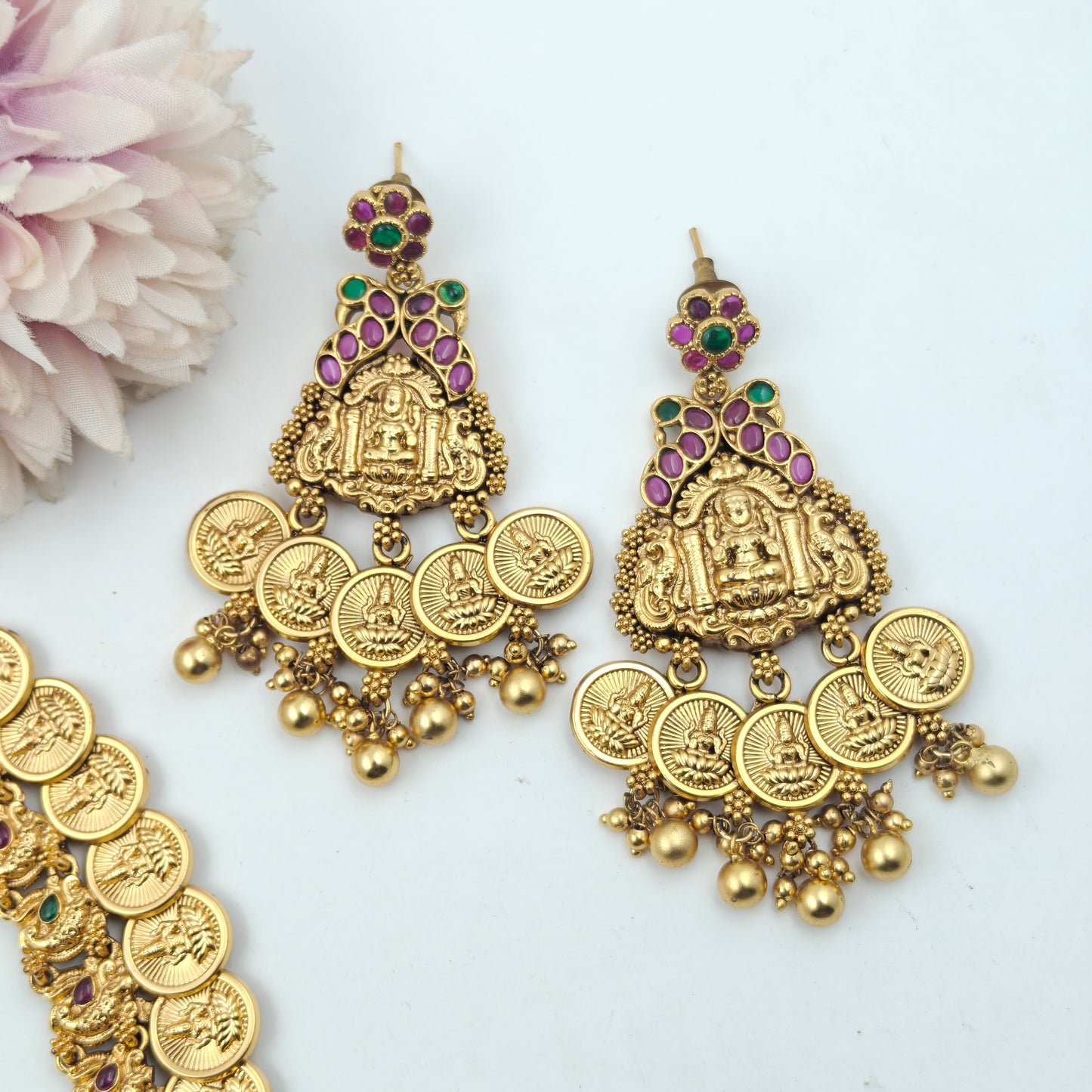 17547 Nakshi Kasulu Laxmi Multi Short Neck Set