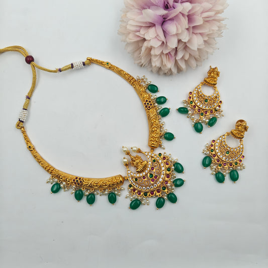 5076 Laxmi chandbali kante