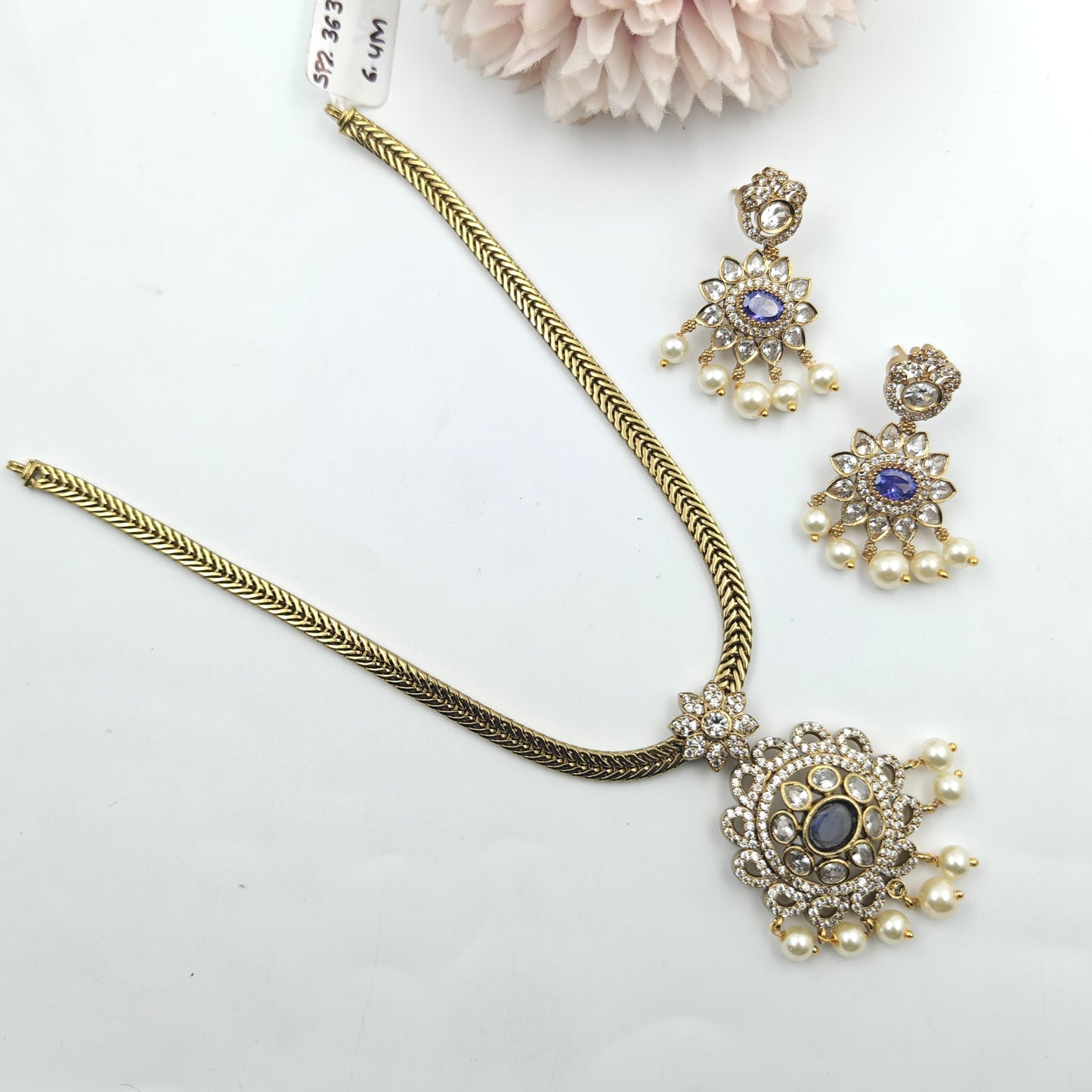 36386 Guttapusalu Short Necklace Set Purple