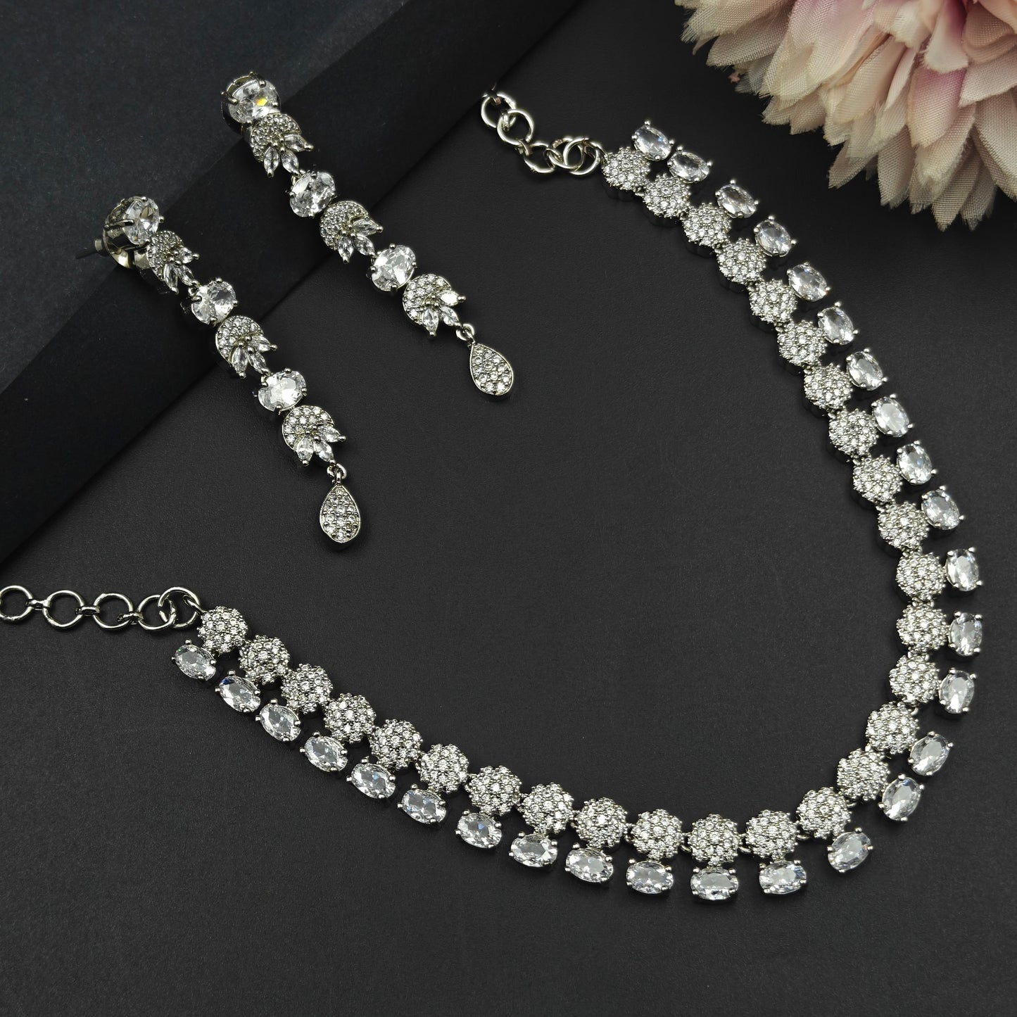 35980 / 35981  Platinum Necklace Set White