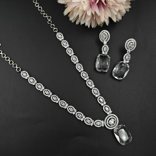 26906 Platinum Necklace White Square