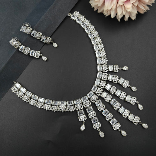 16273 Platinum Square Stone short Necklace White