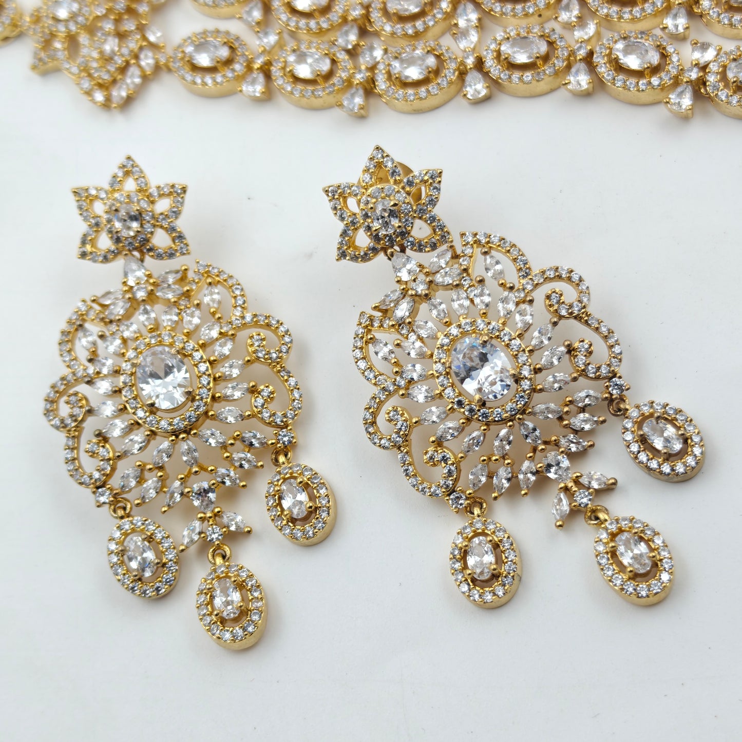 9095 GP AD Long Necklace Set