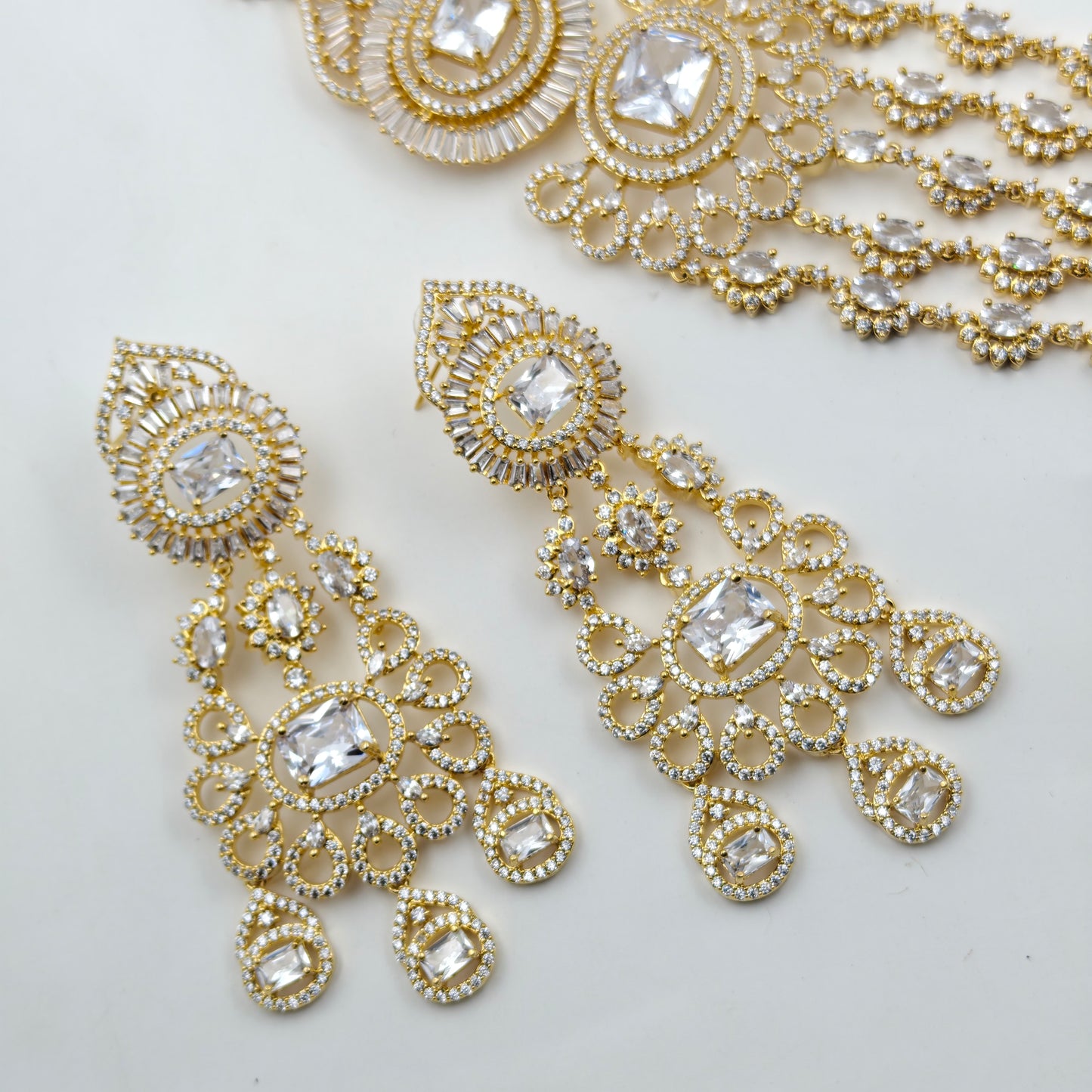 9085/15637 GP AD Stone 5 Lines Necklace Set