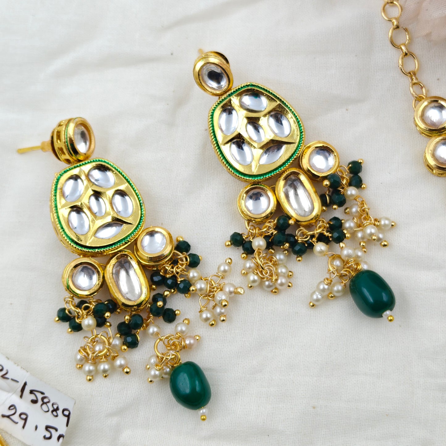 15889 Kundan Short Necklace Green