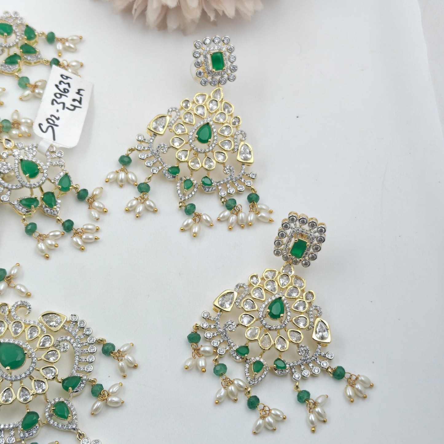 39639 Green Stone GJ Long Necklace Set with Earrings