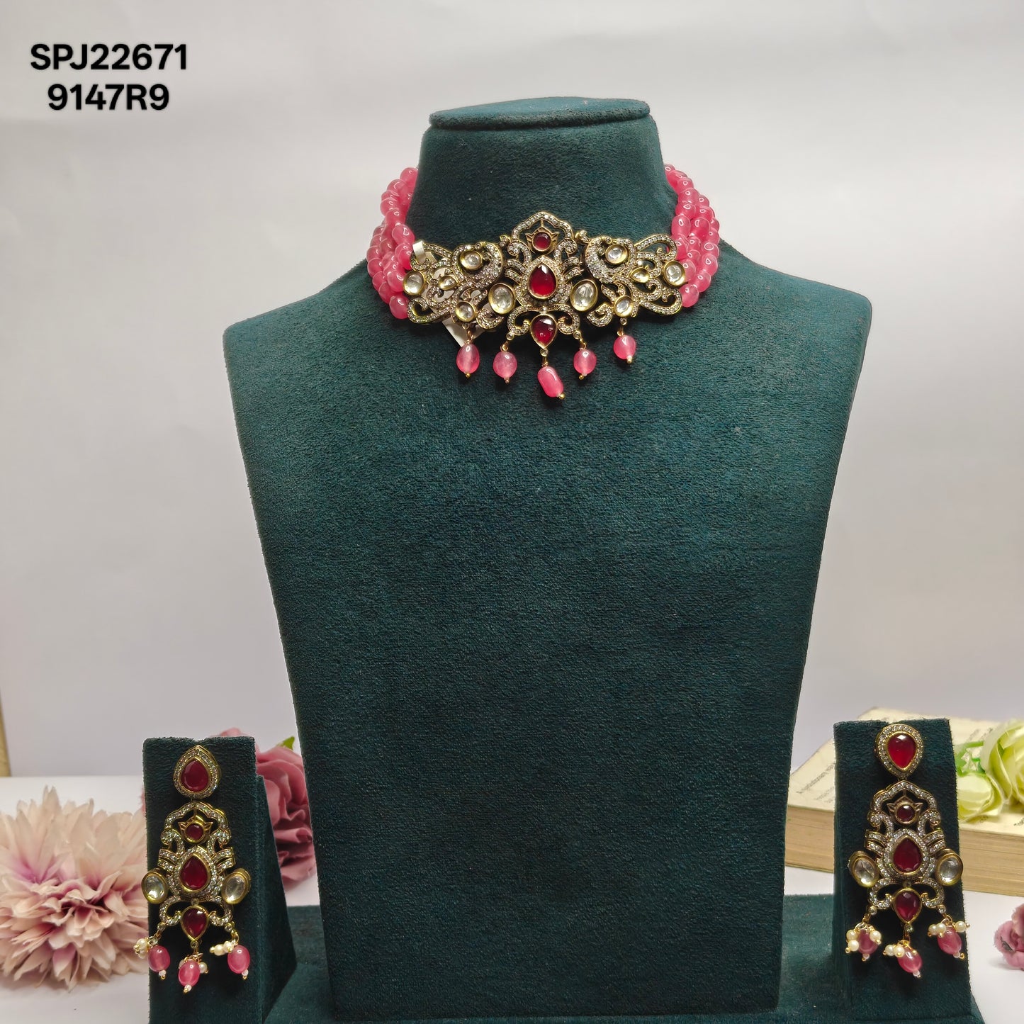 3 Lines Onion Pink Beads Choker With Victorian Pendent Red