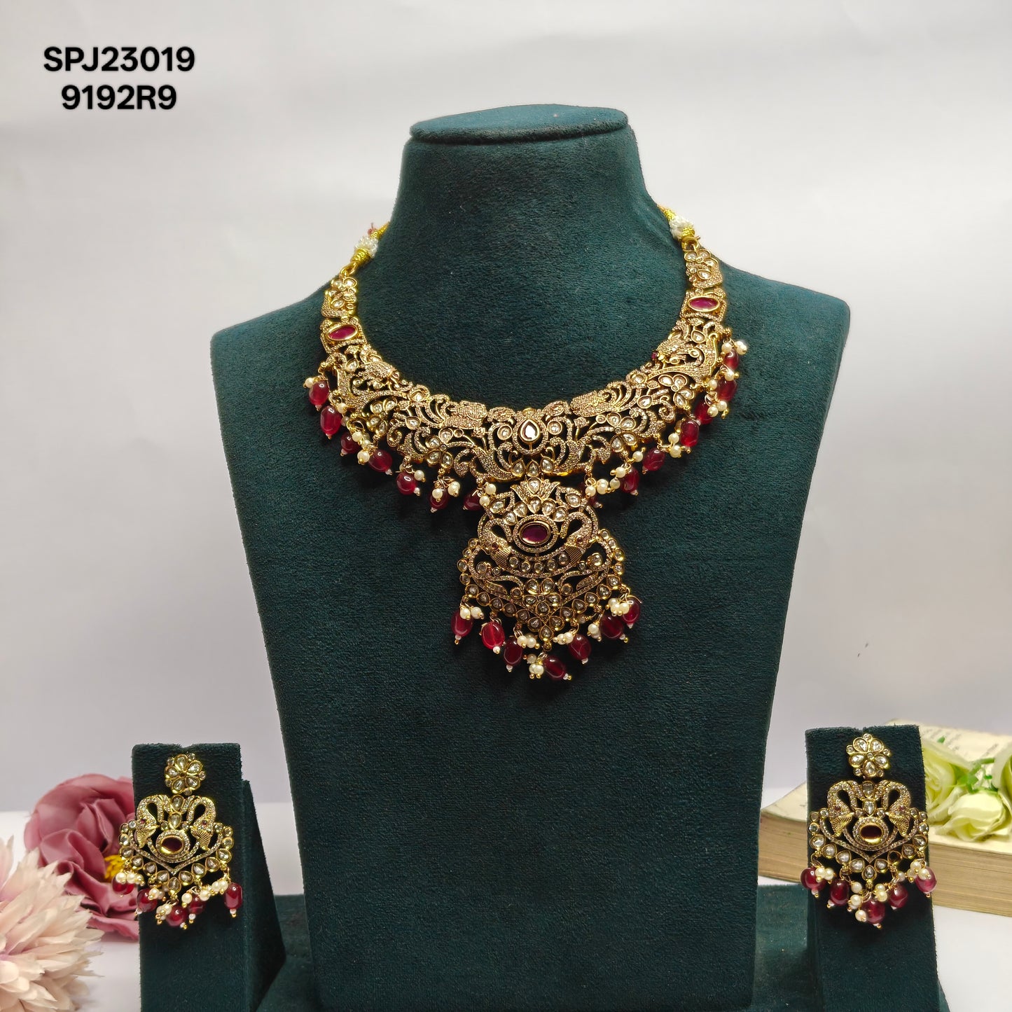 Victorian Necklace Set Red