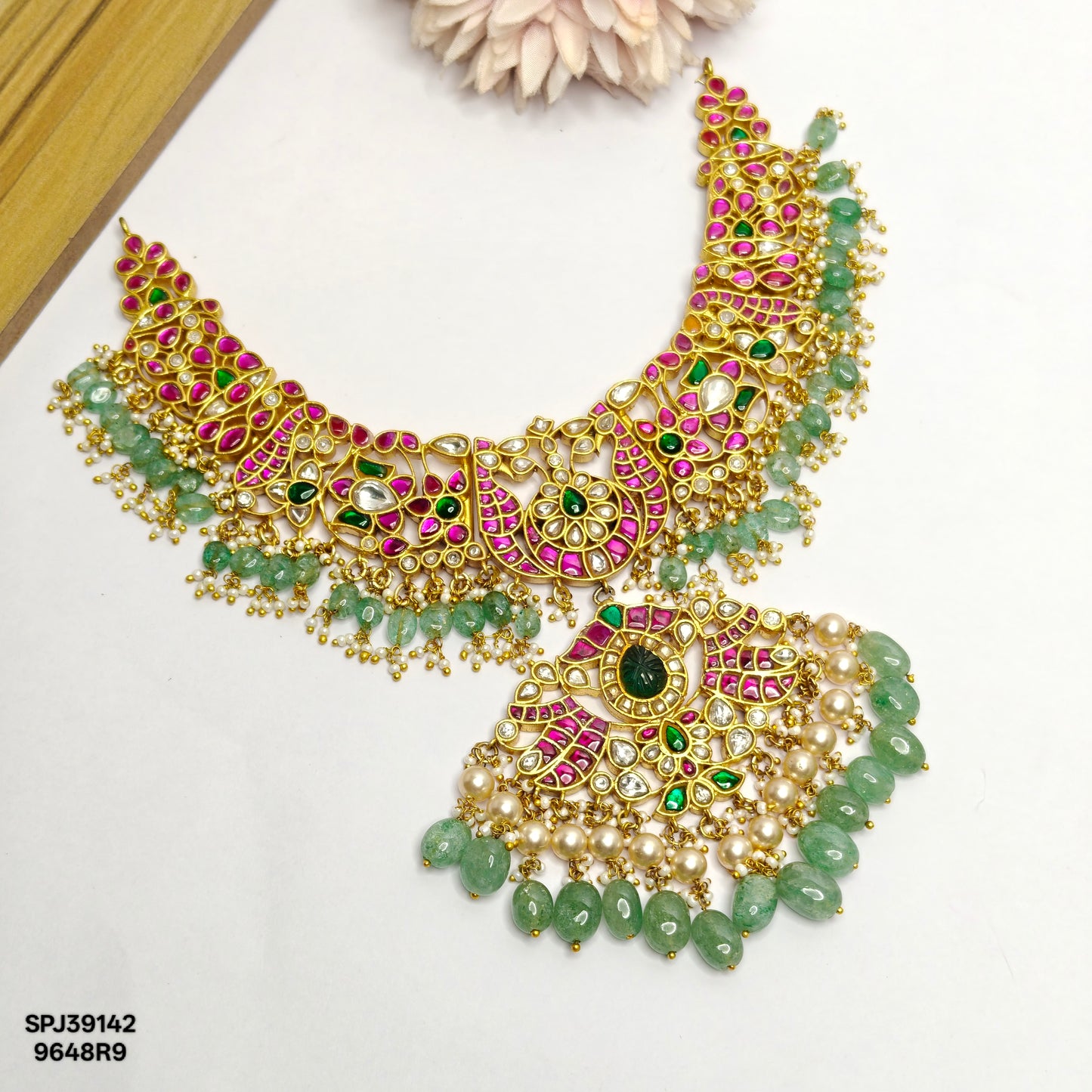 39142 Jadau necklace