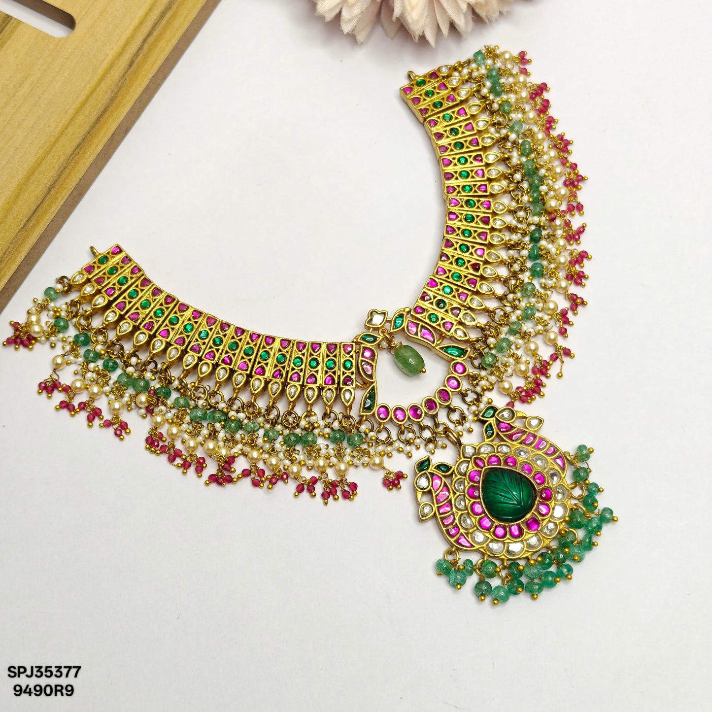 Jadau necklace