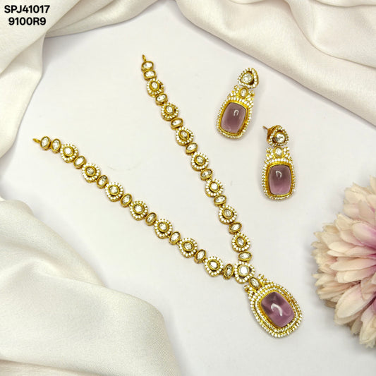 41017 Victorian purple short necklace with mozzonite stone