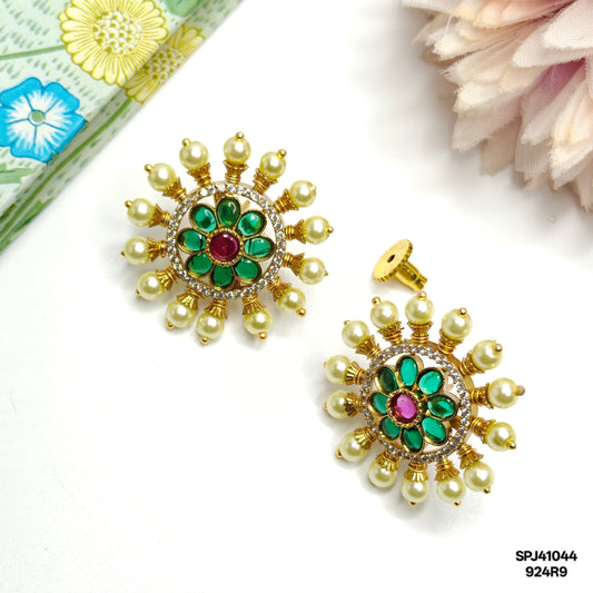 41044 Mahanati Studs Multi Green