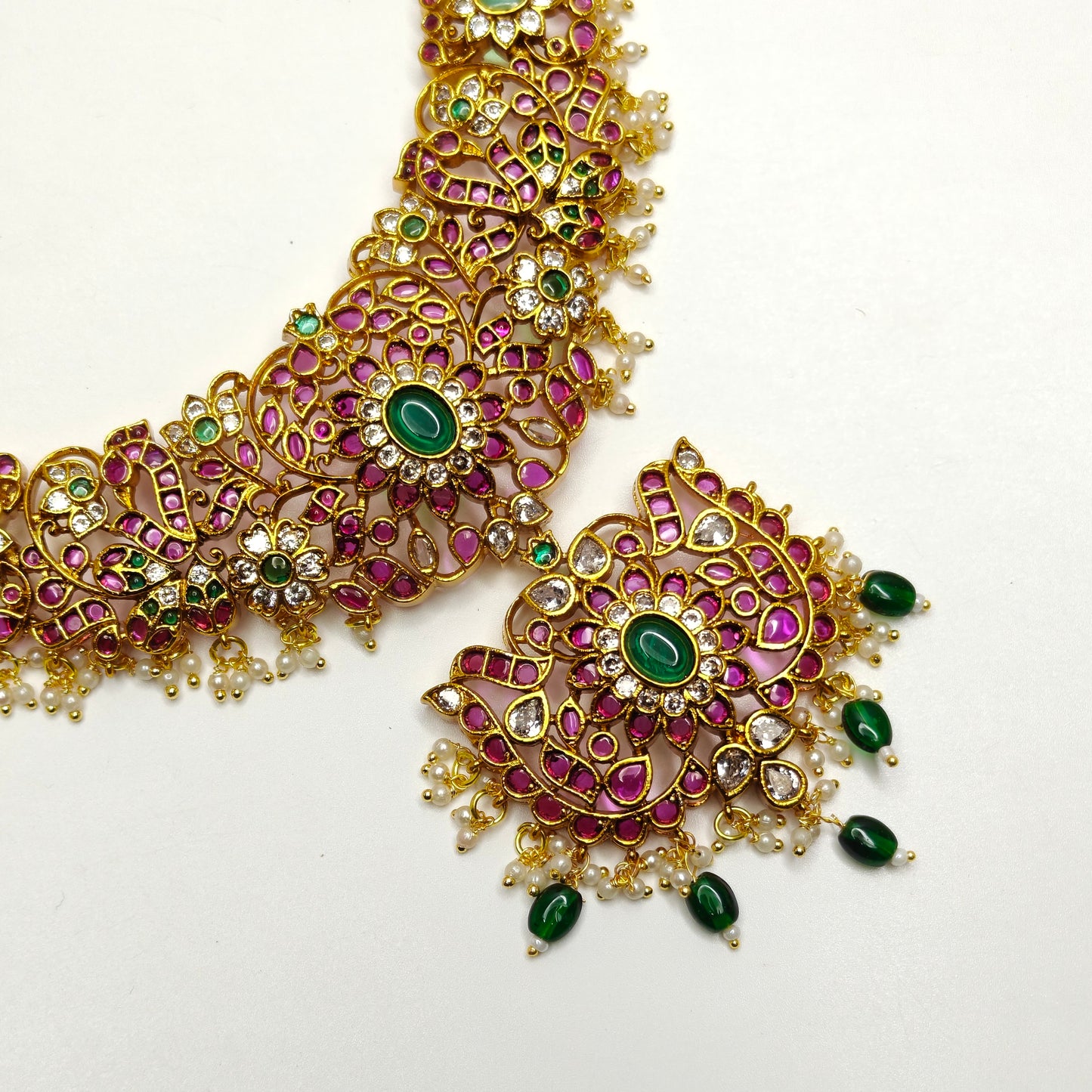 40939 matte short 3/4th necklace