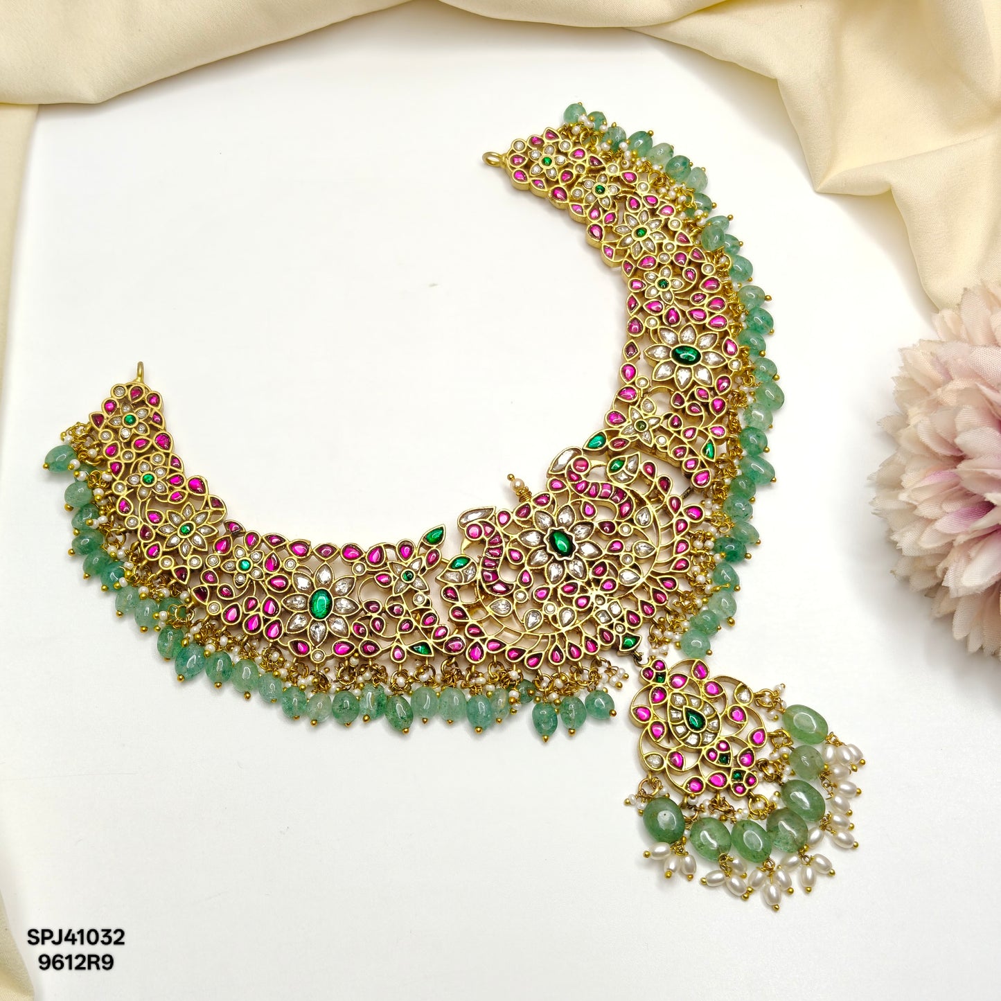41032 Jadau Multi Necklace With Locket