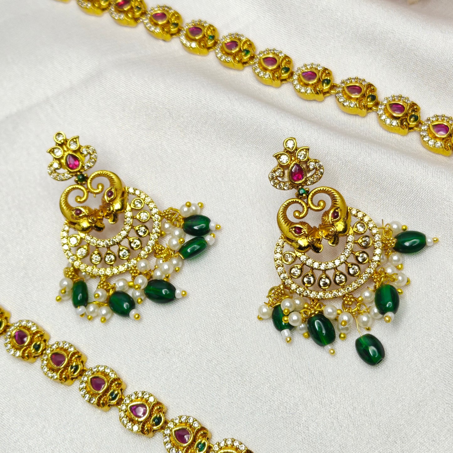 40158 Matte Elephant Necklace Set Long