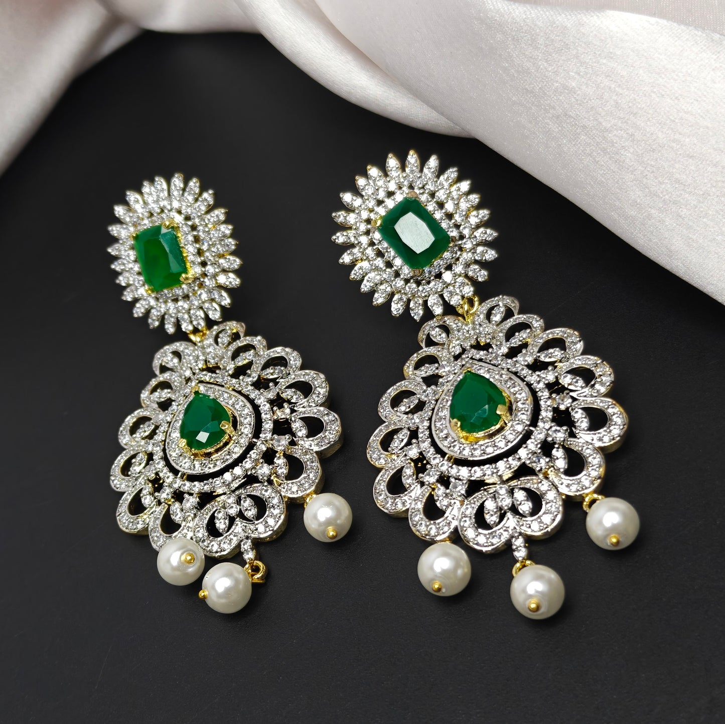 41027 Green CZ Stone GJ Short Necklace Set with Earrings