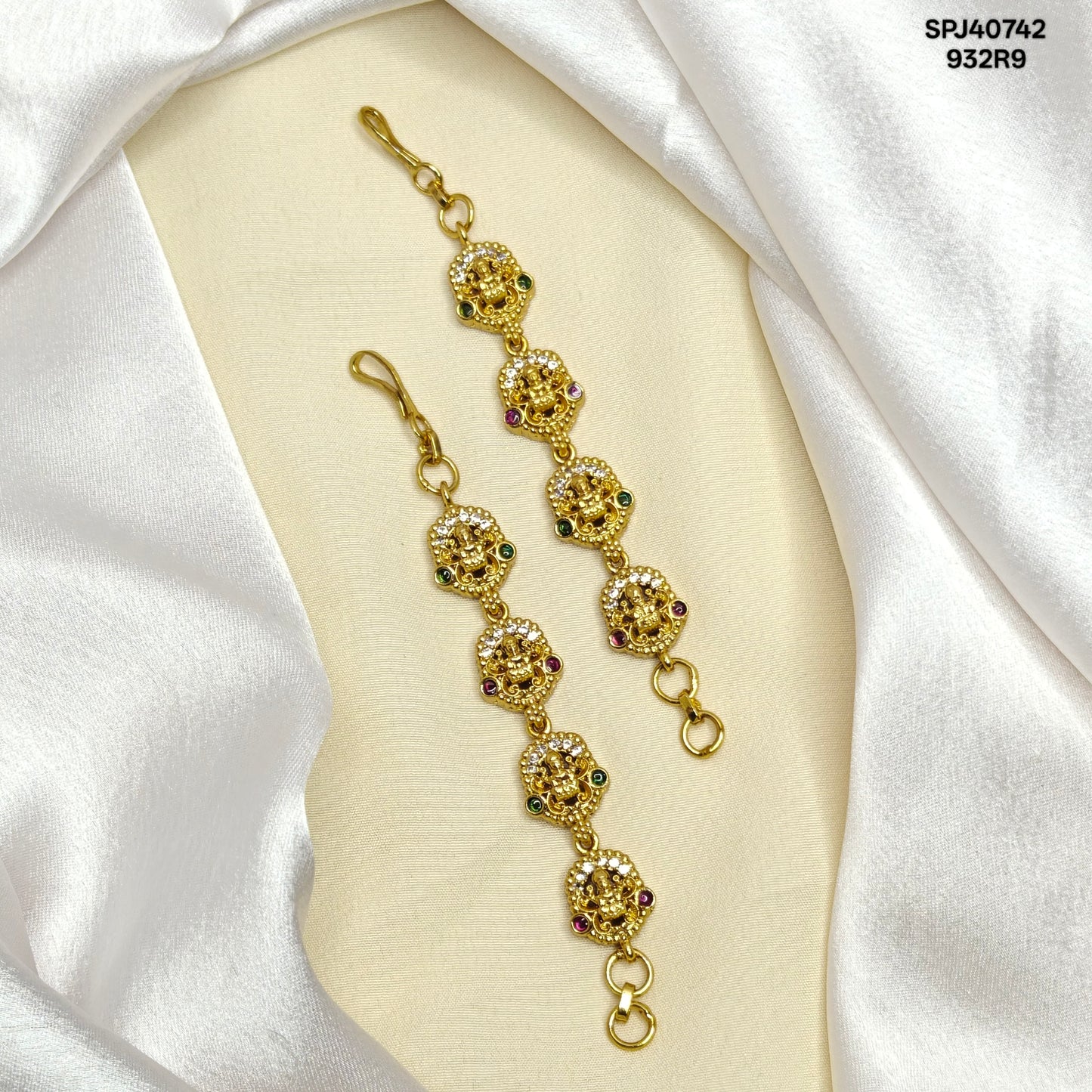 40742 Nakshi Gold Look Maatilu