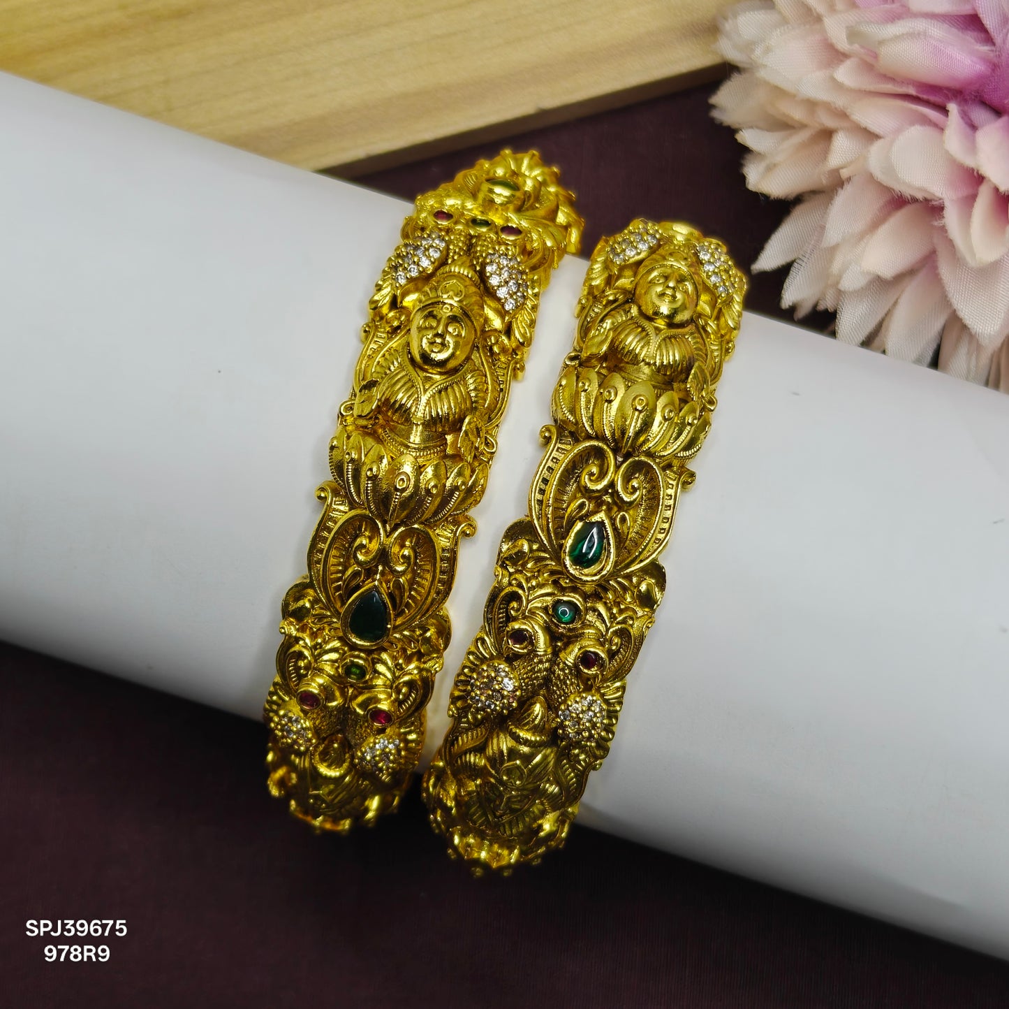 39673 Nakshi premium polishing Lakshmi openable bangles