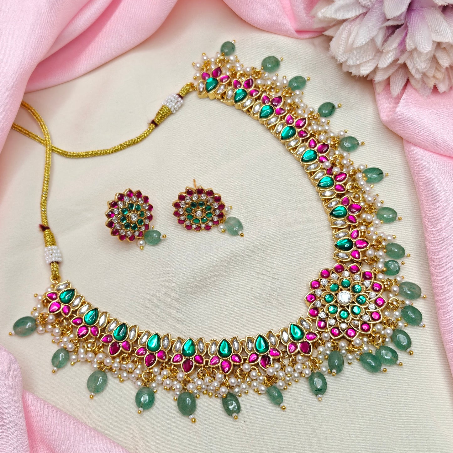 41128 Kundan Lotus Pattern Necklace Set