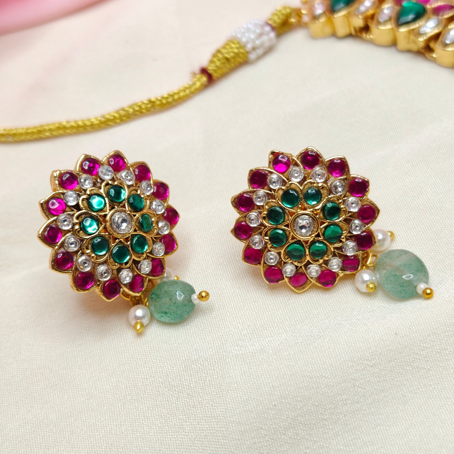 41128 Kundan Lotus Pattern Necklace Set