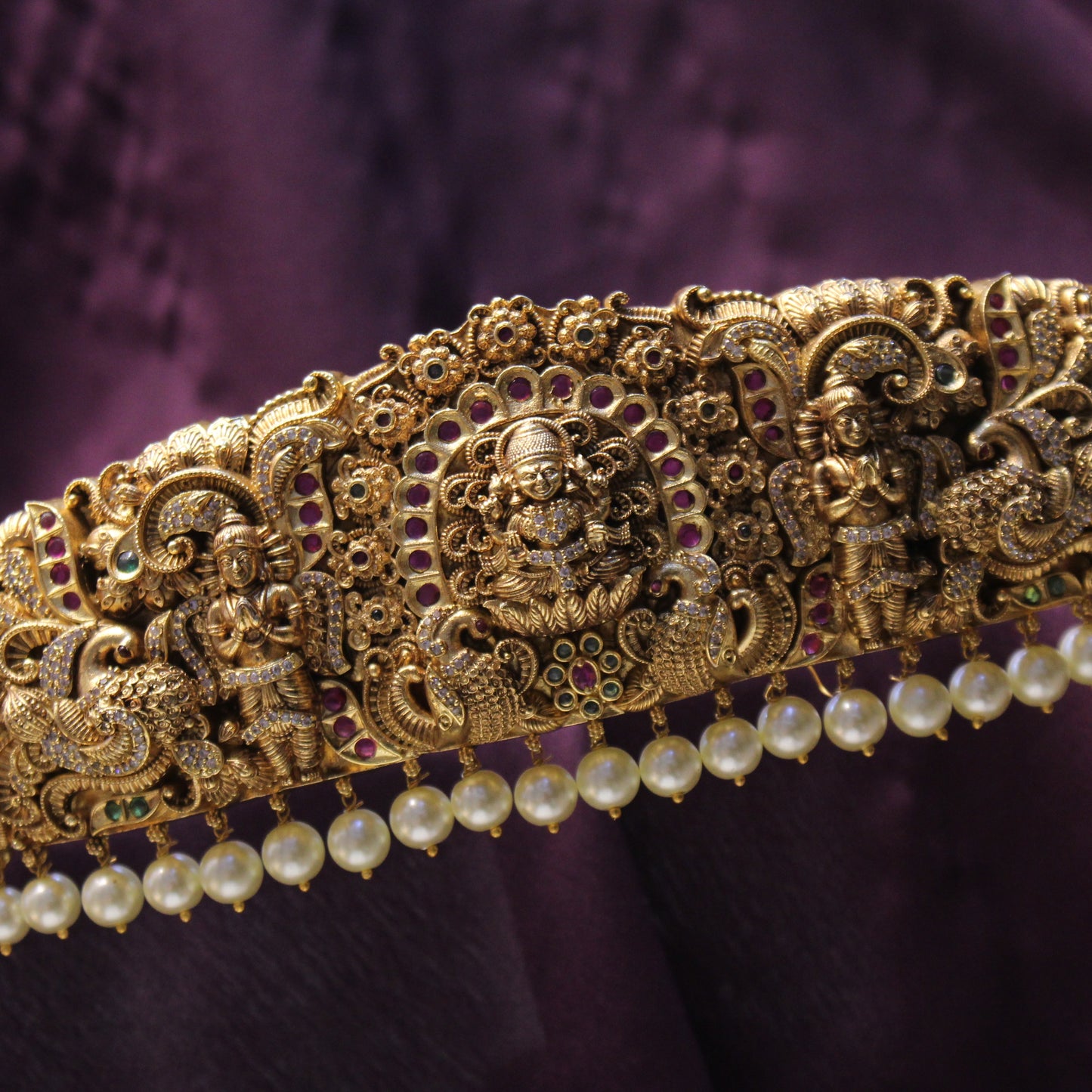 40677 Nakshi Laxmi Peacock Vaddanam