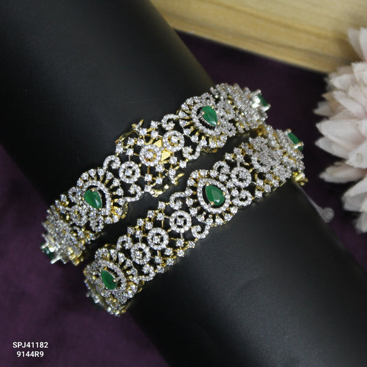 41182 GJ Openable Bangle Green