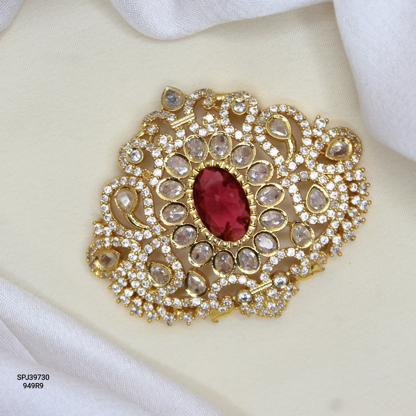 39730 Uncut Stone Red Locket