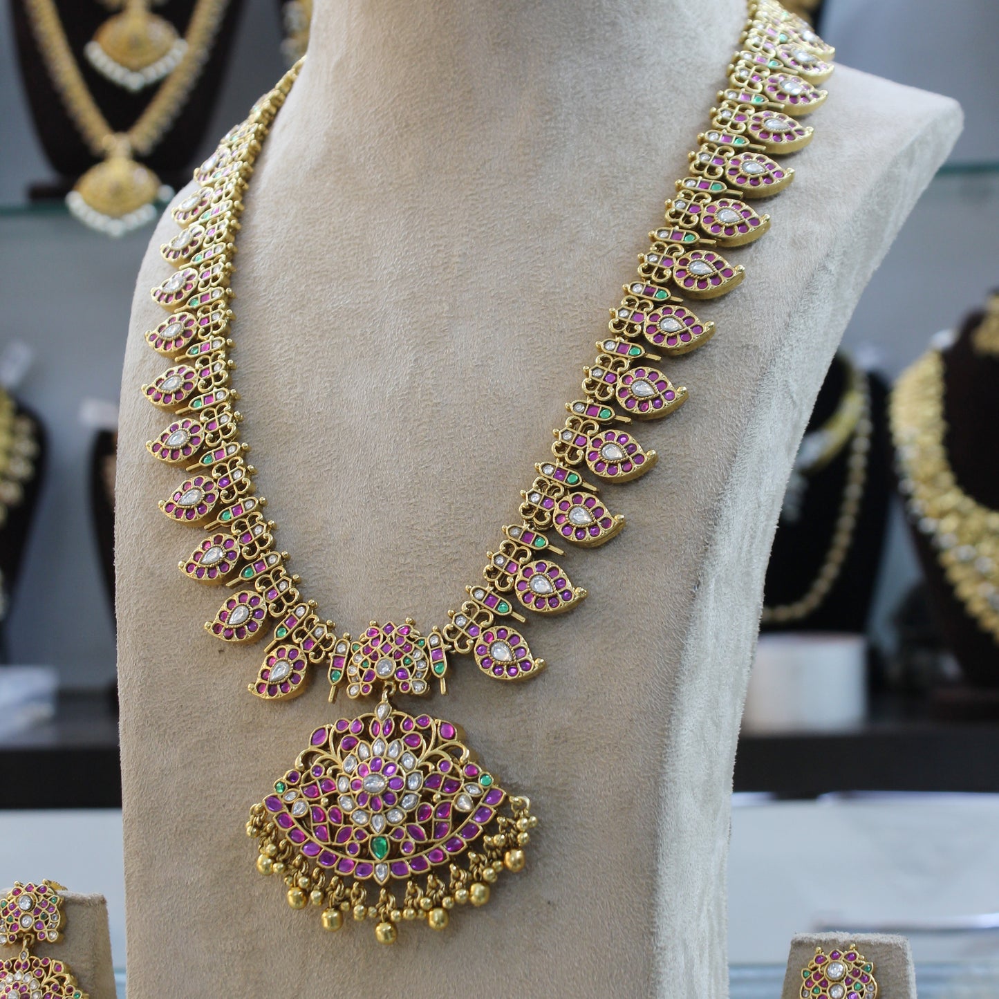 41548 Traditional Mango 2 In 1 Kundan Stone Necklace Set Long